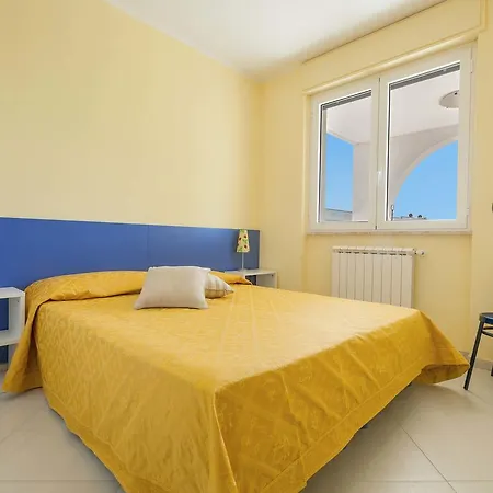 Aurora D'otranto Otrante